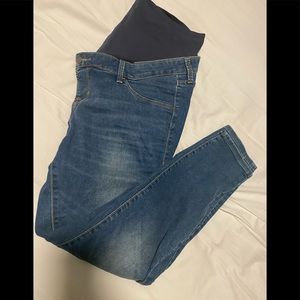 🤰🏻 Old Navy Maternity Skinny Jeans